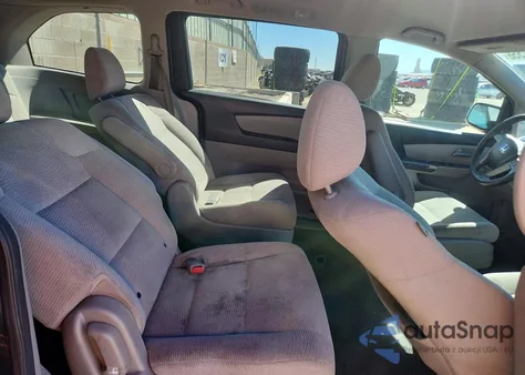 2012 Honda Odyssey Lx z USA, uszkodzony, nr VIN 5FNRL5H28CB005907